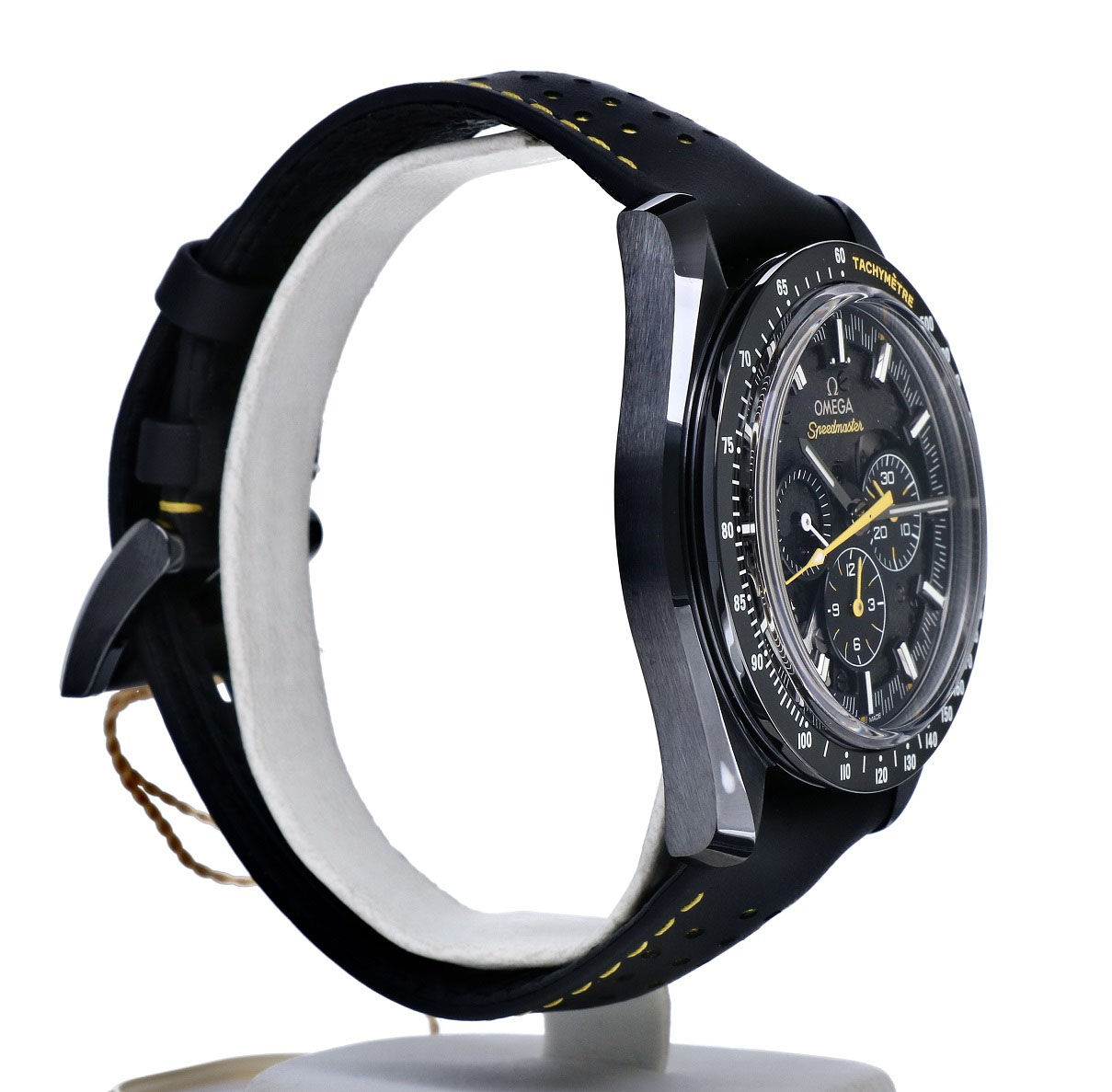Omega Speedmaster Professional Moonwatch ''Mission Apollo 8'' Carbon 44 mm  // NEW 2022 - Kleen Edelmetalen