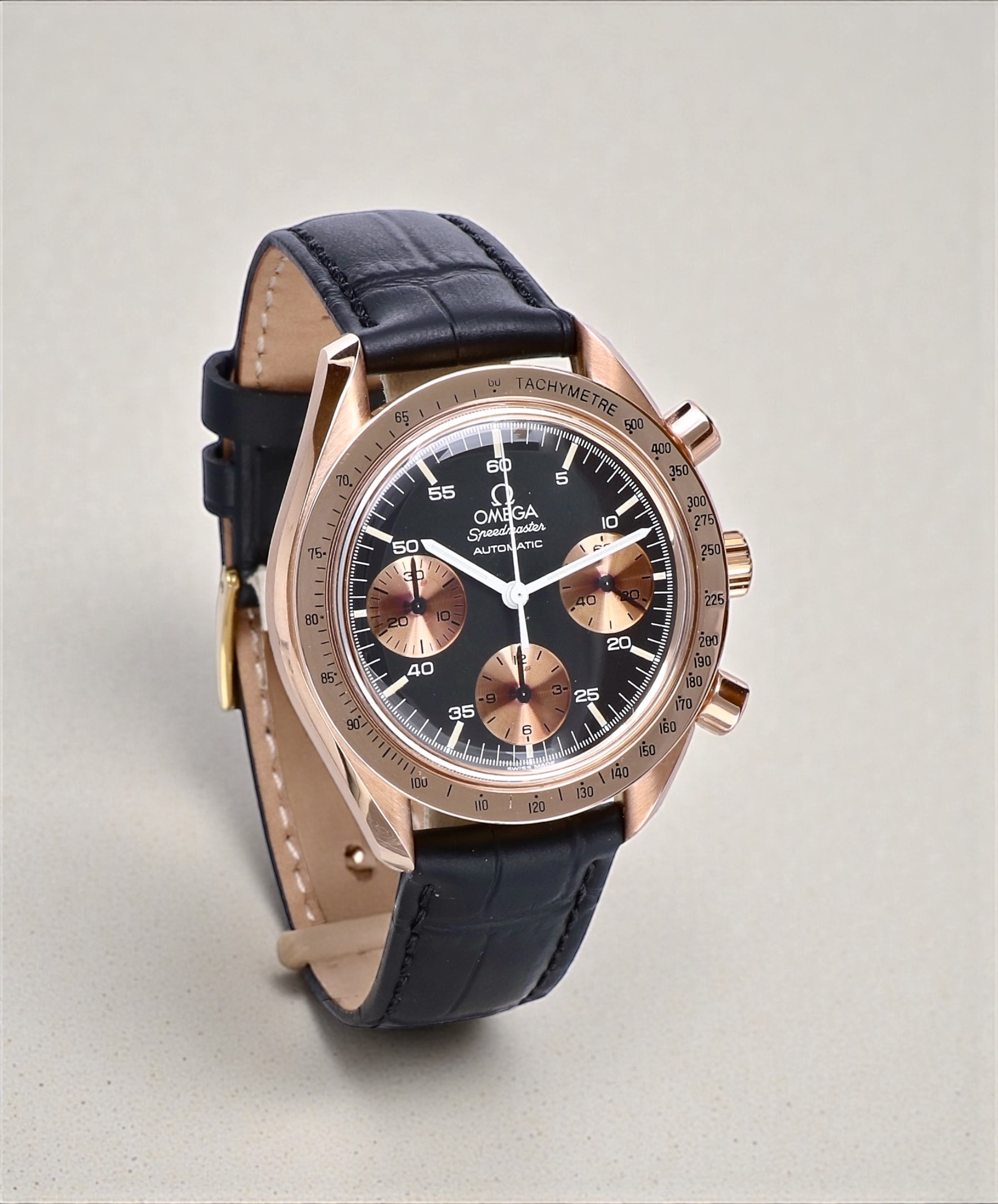 1750033 Omega Speedmaster Reduced Rose Gold Black Dial 39 mm // 18 KRT