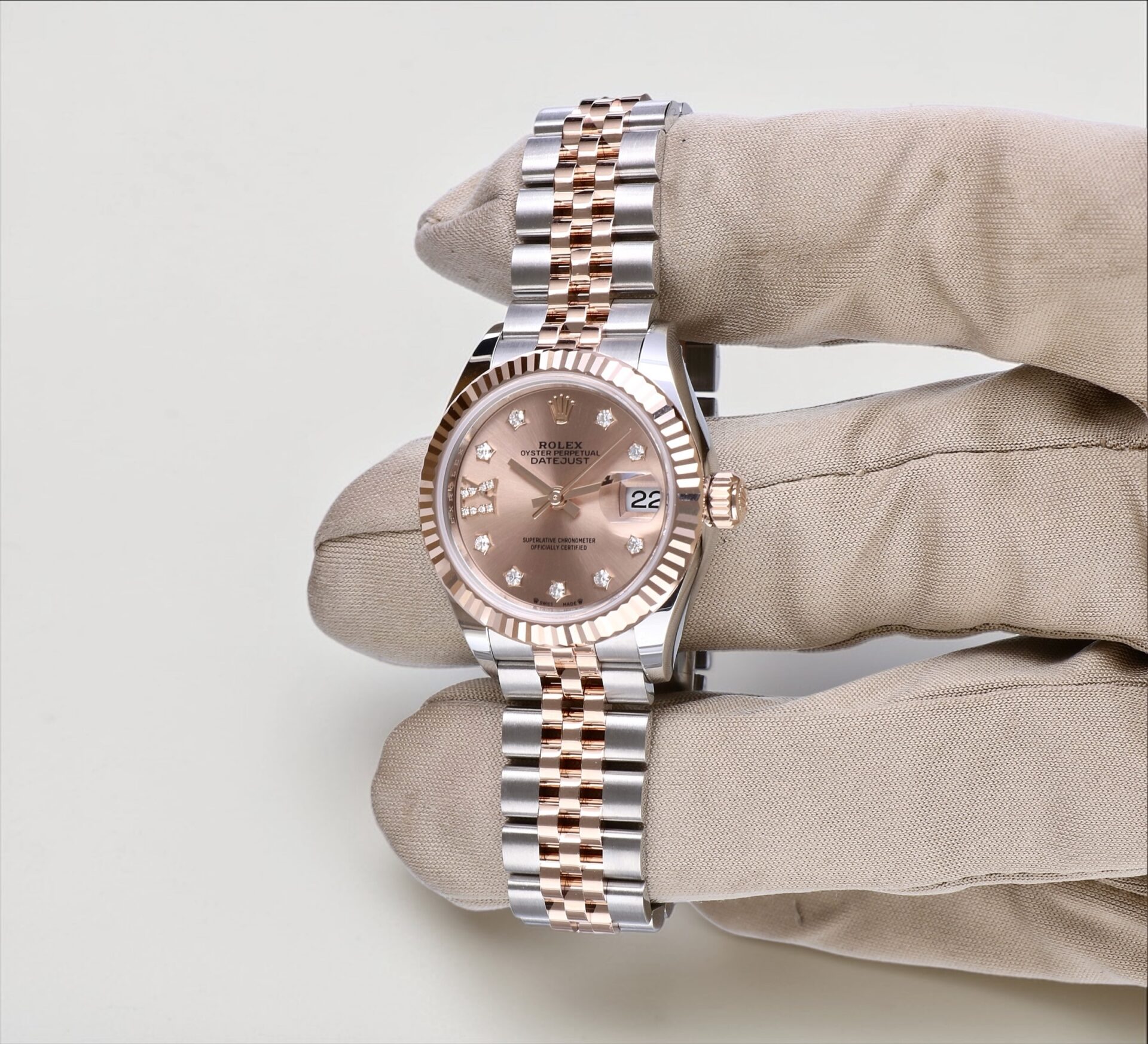 279171 Rolex Lady-Datejust Jubilee Rose Gold Steel Salmon Pink Diamonds 28 mm // UNWORN 2026